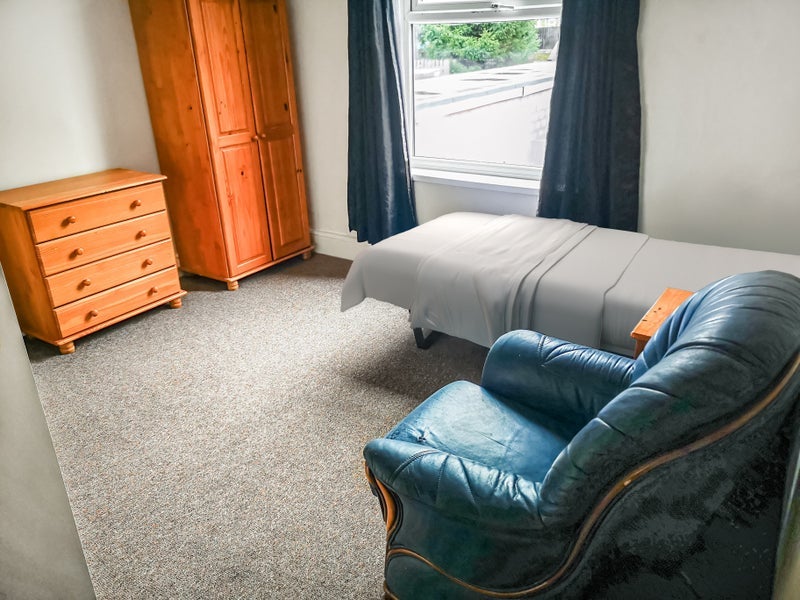 Room Gravelly Hill in Birmingham