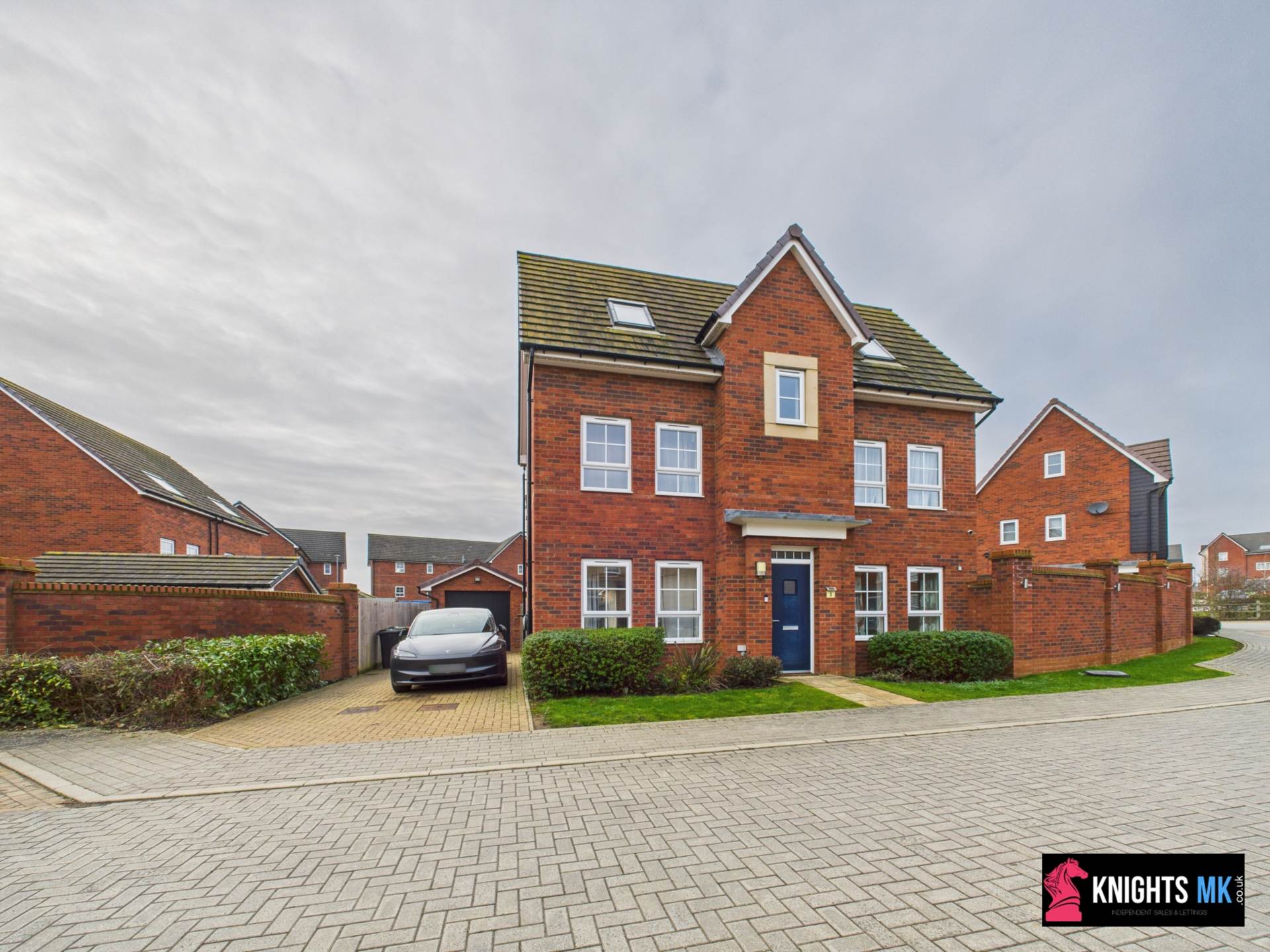 House Martina Close in Milton Keynes