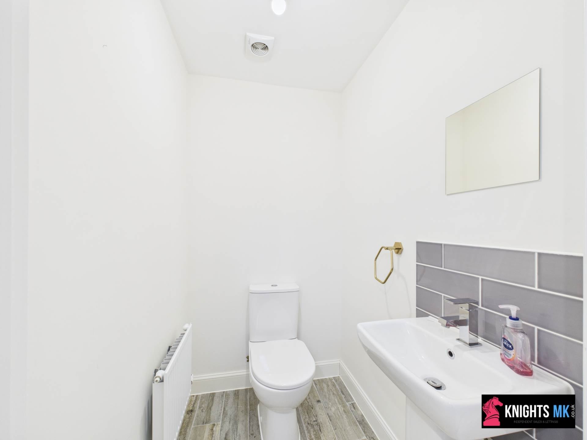 House Martina Close in Milton Keynes