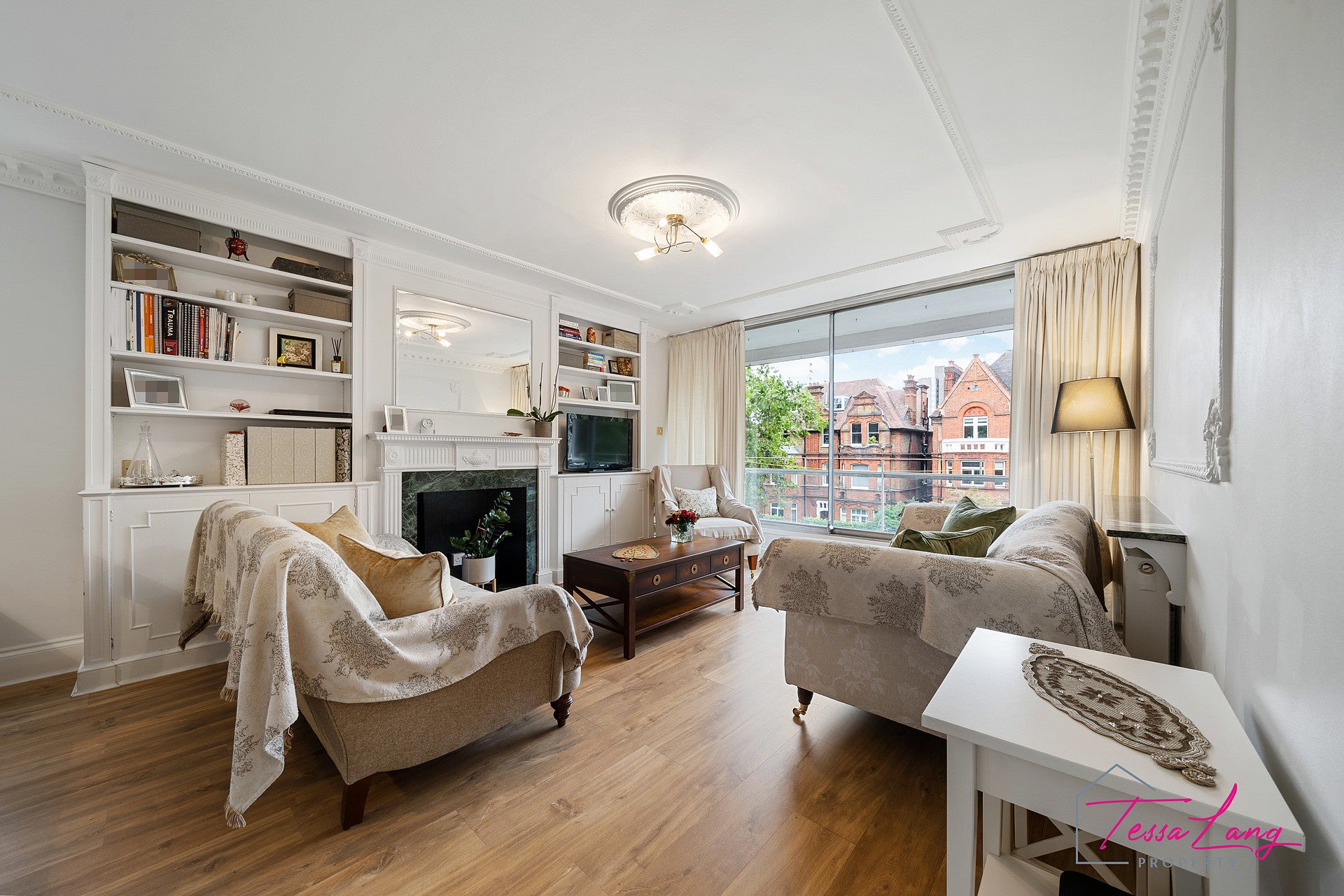 Flat Eton Avenue in Greater London