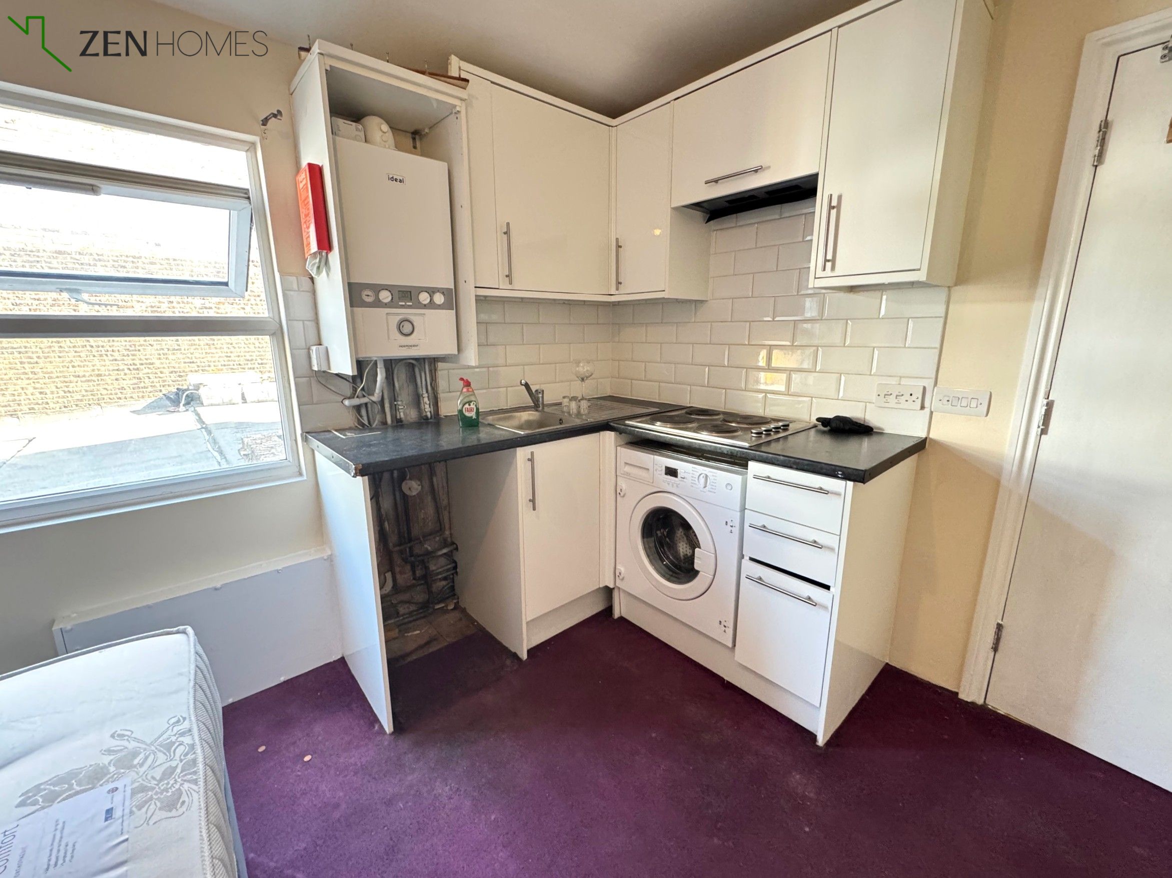Flat Seven Sisters Road in Greater London