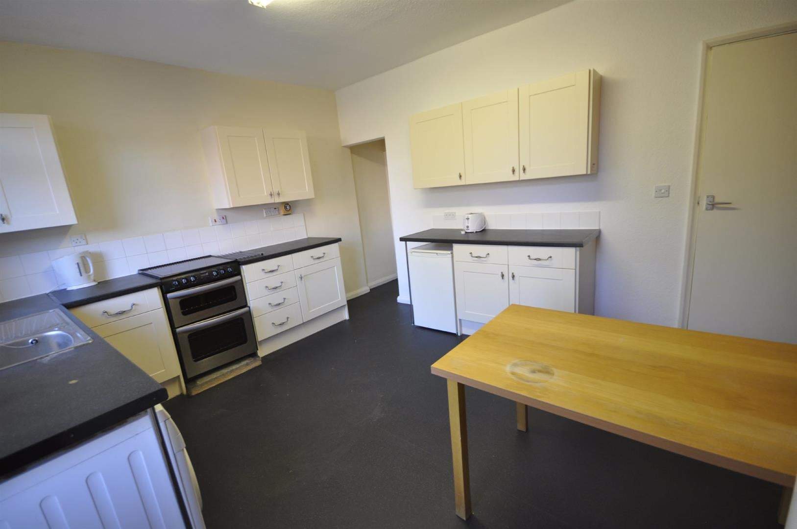 Room Montpelier Road in Nottingham