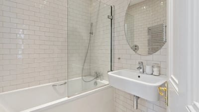 Flat Elgin Avenue in City of Westminster