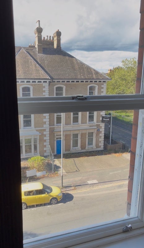 Room De Montfort Street in Leicester