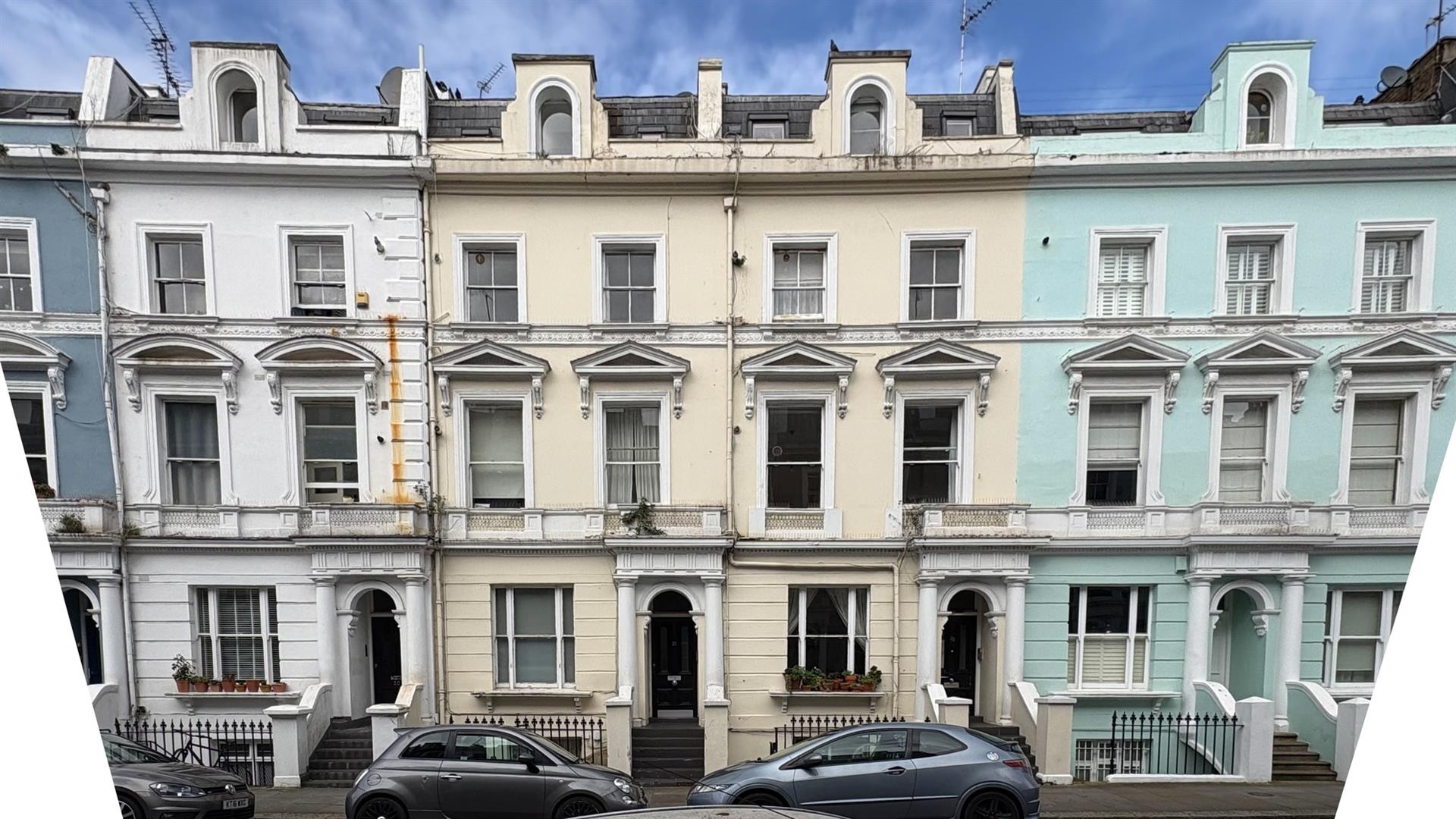 Flat Ladbroke Crescent in Greater London