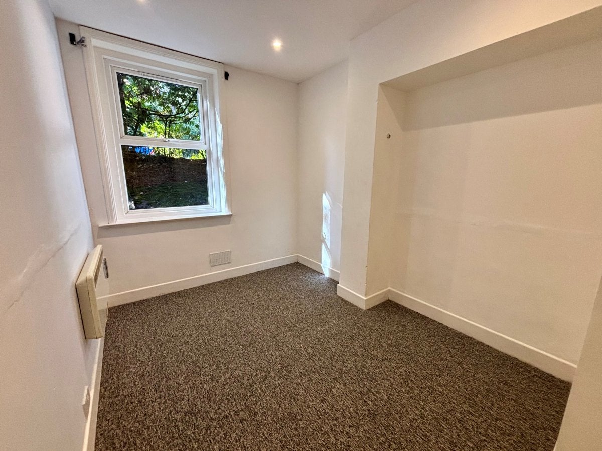 Flat The Triangle in Bournemouth