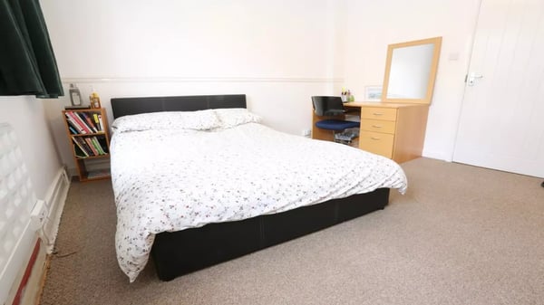 Room Cambridge Heath Road in Greater London