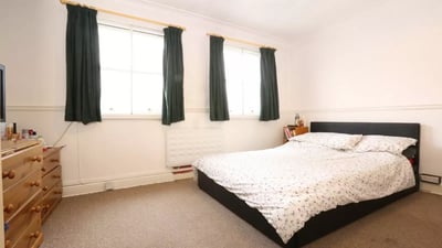 Room Cambridge Heath Road in Greater London