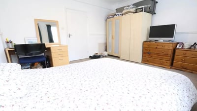 Room Cambridge Heath Road in Greater London