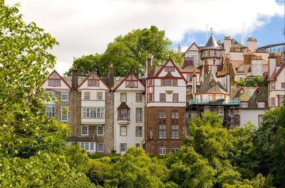 Flat Ramsay Garden in City of Edinburgh