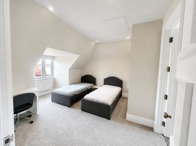 House Lushington Drive in Greater London