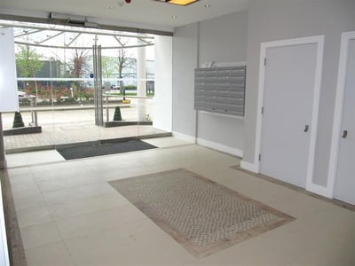 Flat Ridge Way in Richings Park