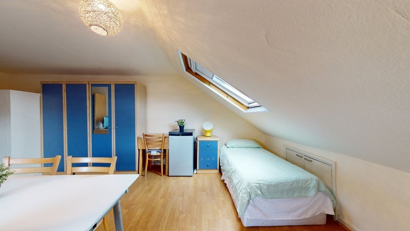Room Elm Grove in Greater London
