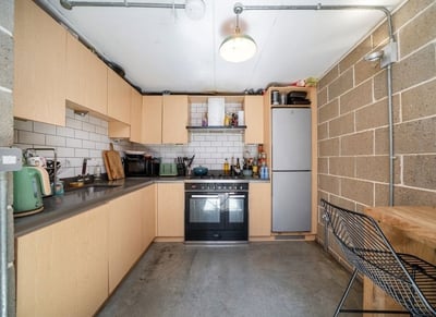 Flat Belsham Street in Greater London