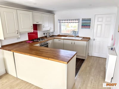 Flat Norflok Crescent in Havant