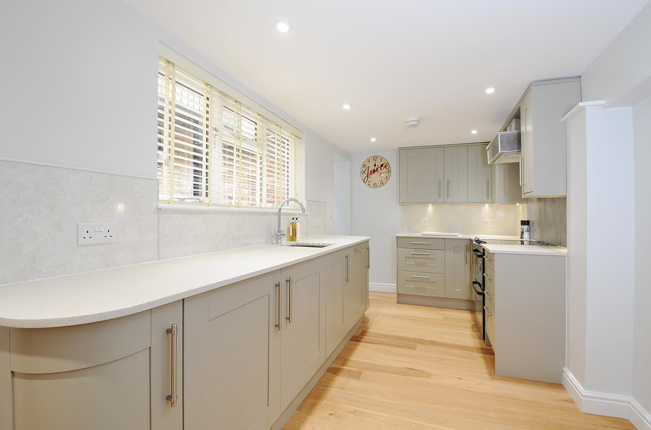 House Blackhorse Way in Horsham