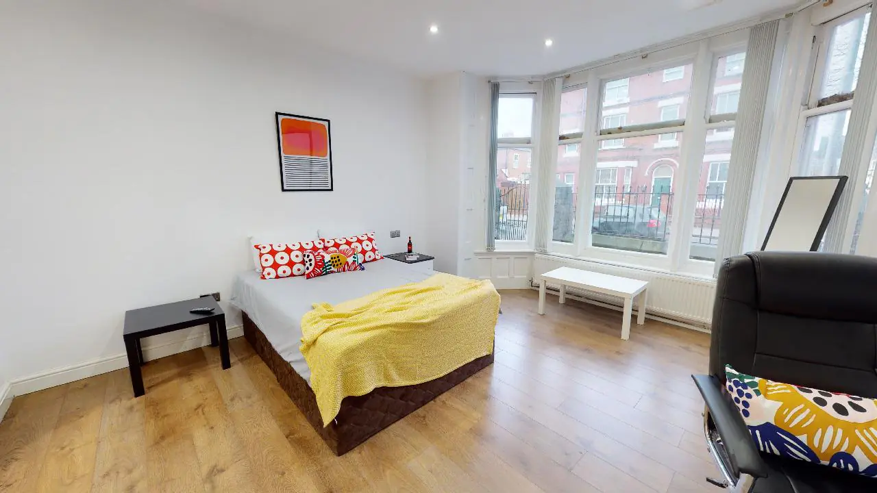 Room Sparkenhoe Street in Leicester