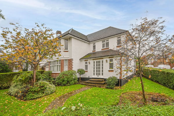 House Longland Drive in Greater London