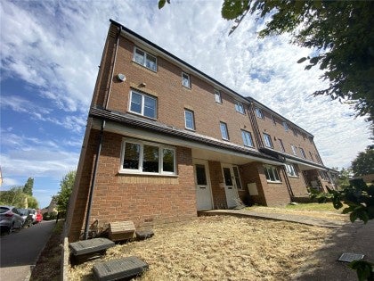 House Shenley Road in Hertsmere
