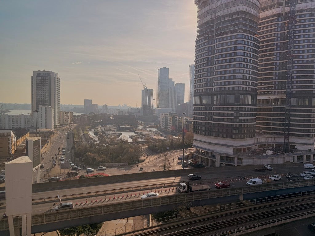 Flat Arniston Way in Greater London