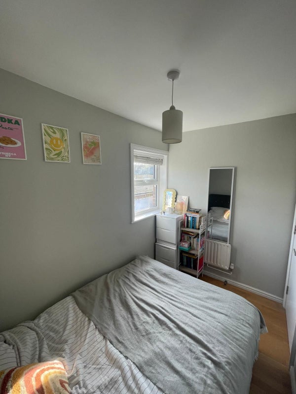 Room Salisbury Place in Greater London