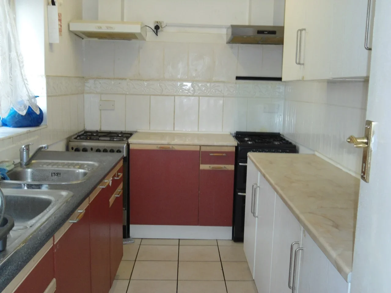 Room Balfour Road in Greater London