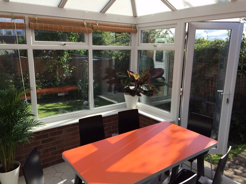Room Gaveston Close in Warwick