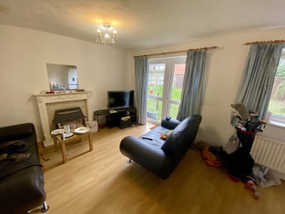 House Falcon Close in Nottingham