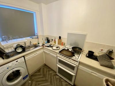 House Falcon Close in Nottingham
