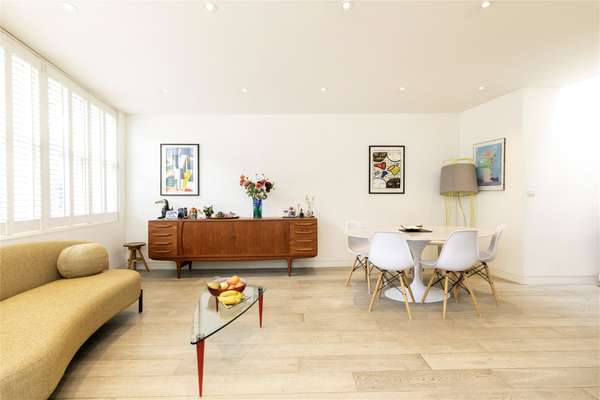 House Cloudesley Road in Greater London