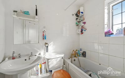 House Mountington Park Close in Greater London