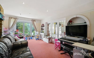 House Mountington Park Close in Greater London
